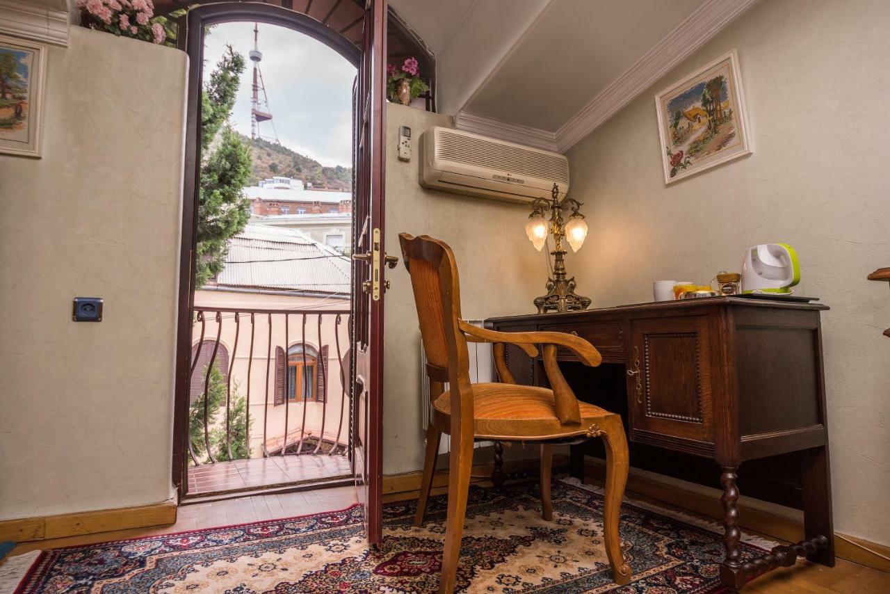 Lia'S Guest House Tbilisi Exteriör bild